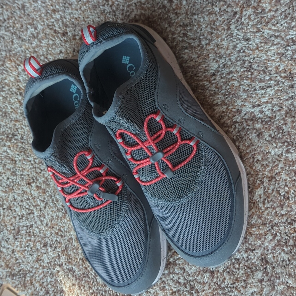 Columbia Women's Vitesse Slip Sneakers size 9.5